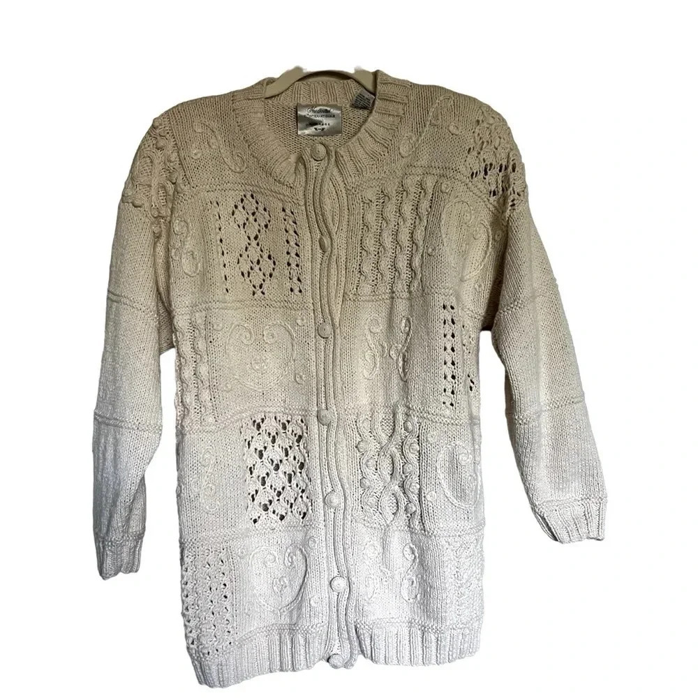 Vintage Express HandKnitted C International Cream Cardigan Sweater Size Small